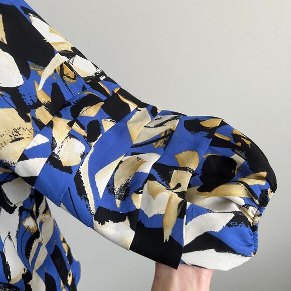 Ashley Stewart Geometric Career Work Wear Blouse Blue Tiered Sleeves 14/16W - Picture 4 of 8